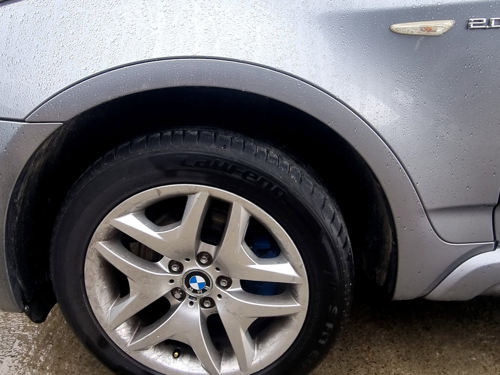 Ornament aripa stanga fata Bmw X3 (E83) [Fabr 2003-2009] 2.0 N47D 130 KW / 177 CP - imagine 1