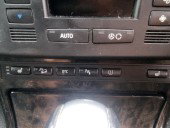 Butoane comenzi consola centrala Bmw X3 (E83) [Fabr 2003-2009] 2.0 N47D 130 KW / 177 CP