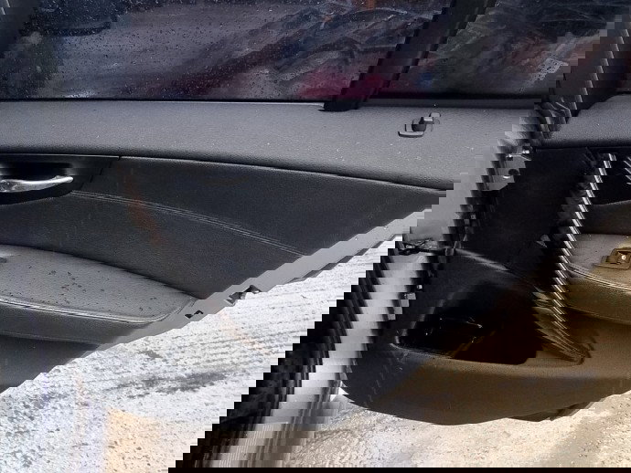 Tapiterie usa dreapta spate Bmw X3 (E83) [Fabr 2003-2009] 2.0 N47D 130 KW / 177 CP