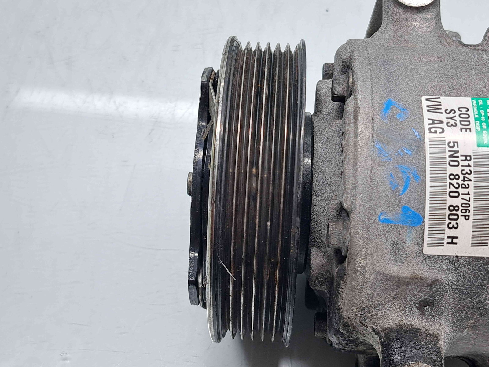 Compresor clima Volkswagen Golf 6 (5K1) [Fabr 2009-2013] 5N0820803H 1.6 TDI CAYB 66KW / 90CP - imagine 2