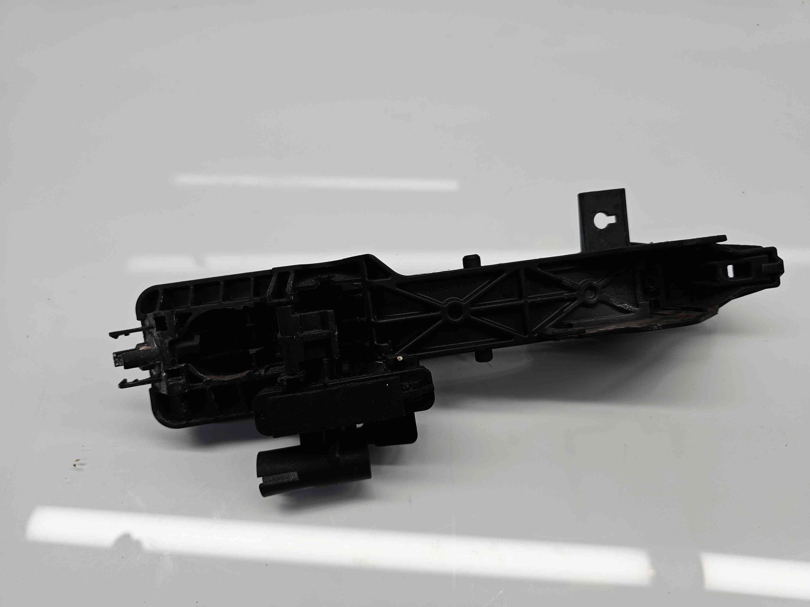 Maner usa stanga fata Hyundai ix35 (LM) [Fabr 2010-2017] 1K BLACK PEARL - imagine 3