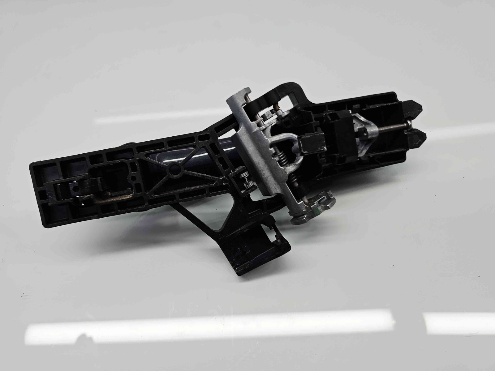 Maner usa stanga spate Ford B-Max [Fabr 2012-prezent] Midnight Sky - imagine 3