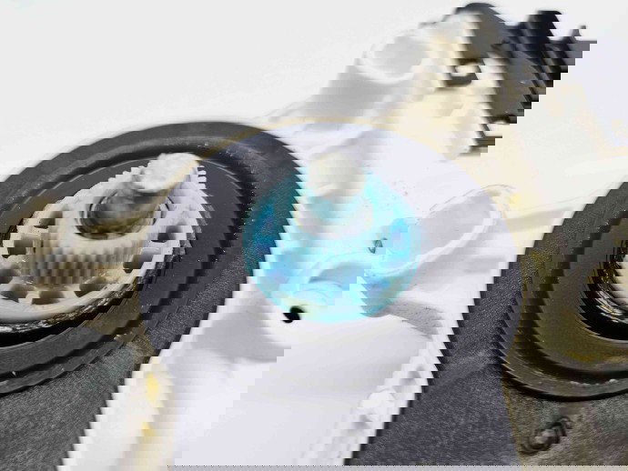 Motoras geam dreapta spate Volkswagen Touran (1T1, 1T2) [Fabr 2003-2010] Facelift 5K0959704A