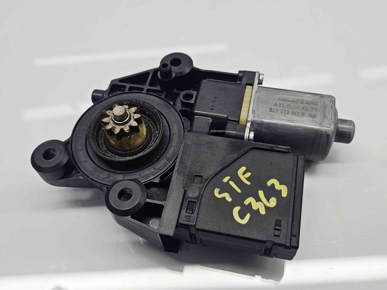 Motoras geam stanga fata Renault Megane 3 (B95) [Fabr 2008-2016] 807310005R