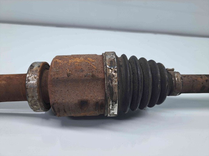 Planetara dreapta fata Renault Scenic 3 [Fabr 2009-2015] OEM 1.5 DCI K9K836 81KW / 110CP