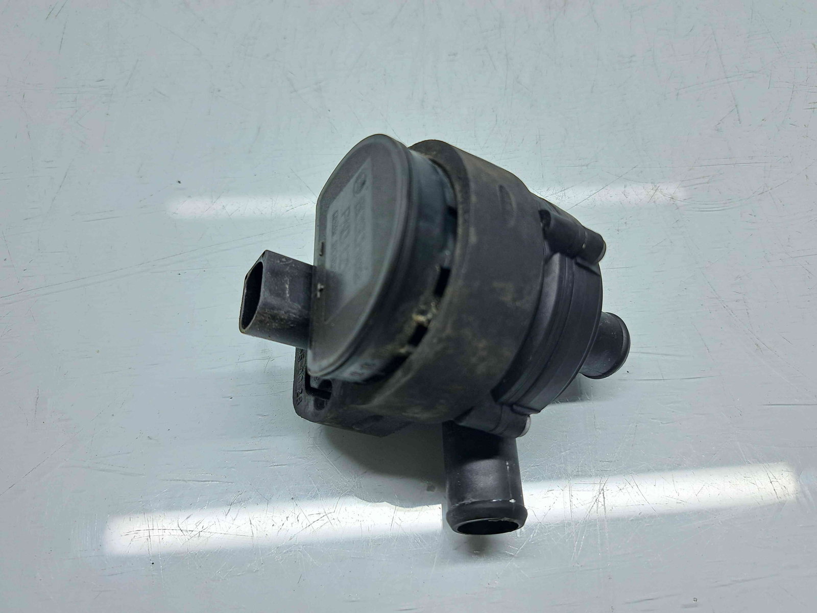 Pompa recirculare apa Mercedes Clasa E T-Model (S211) [Fabr 2003-2009] Facelift A2118350028 2.2 CDI 646821 125KW / 170CP - imagine 2