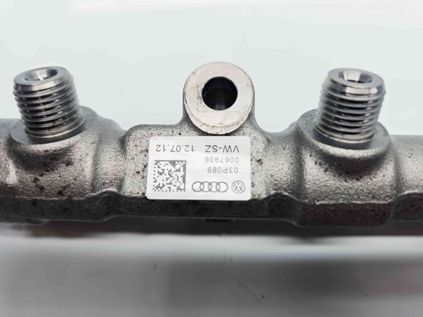 Rampa injectoare Volkswagen Polo (6R) [Fabr 2009-2016] 03P089 1.2 TDI CFWA 55KW / 75CP - imagine 2
