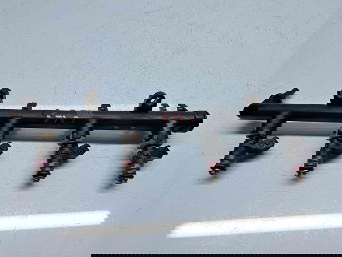 Rampa injectoare Renault Megane 3 (B95) [Fabr 2008-2016] 8200135504 1.6 B K4M848 74KW / 101CP