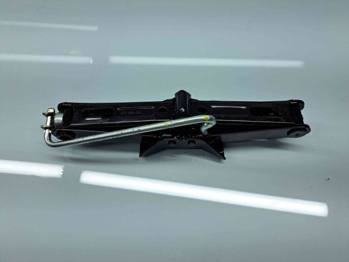  Set cric si cheie SMART Fortwo Coupe (W453) [Fabr 2014-2019] OEM