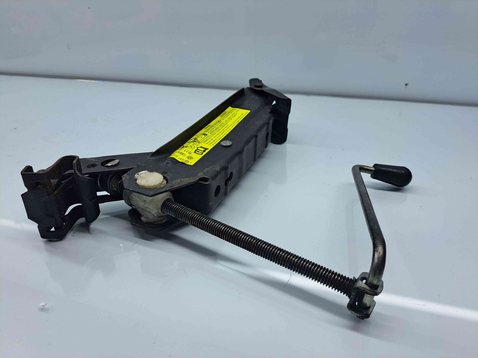 Set cric si cheie Seat Leon (1P1) FR [Fabr 2005-2011] 1K0011031J - imagine 3