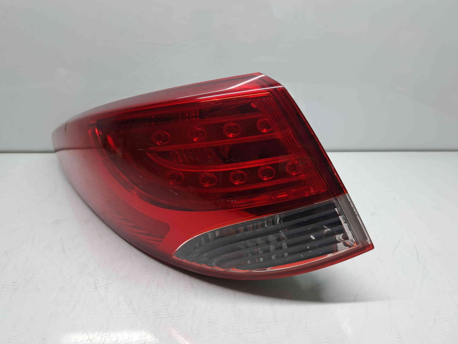 Stop aripa stanga Hyundai ix35 (LM) [Fabr 2010-2017] 92401-2Y0 - imagine 1