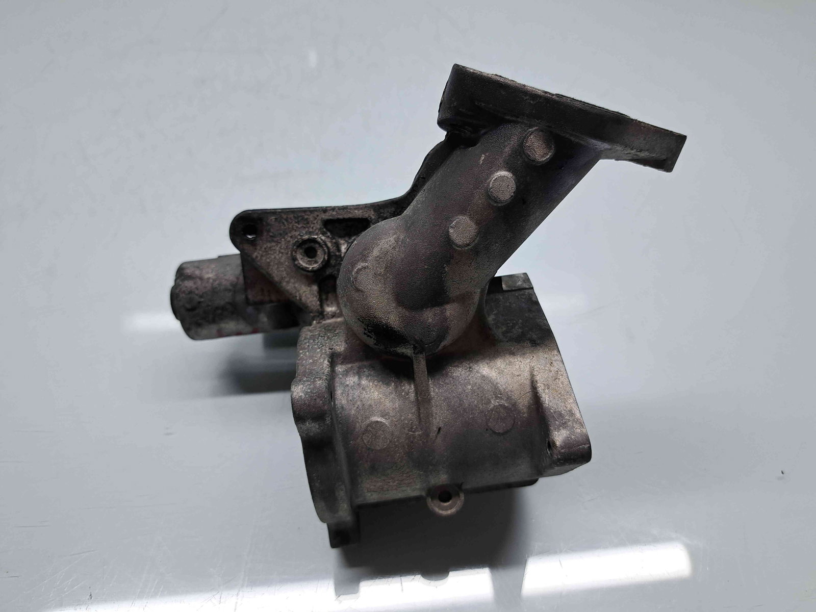 Supapa EGR Volkswagen Touran (1T1, 1T2) [Fabr 2003-2010] Facelift 03C131501N 1.9 TDI BLS 77KW / 105CP - imagine 4