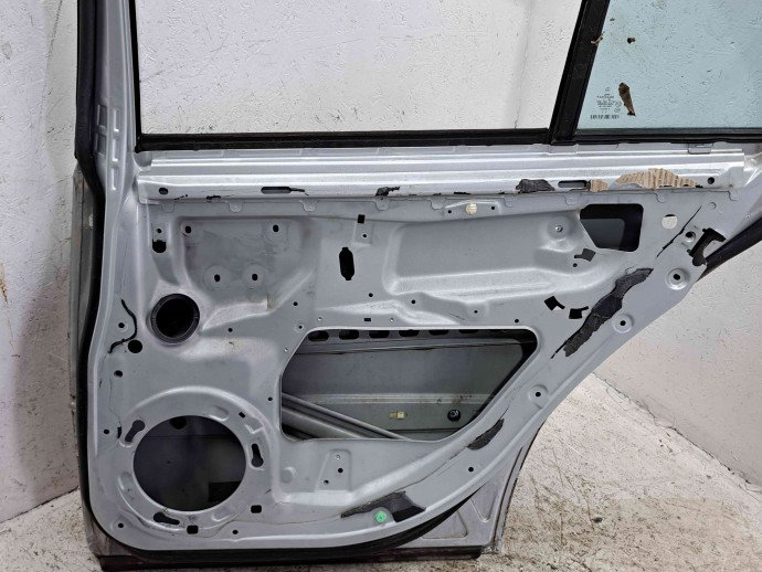 Usa dreapta spate Mercedes Clasa E T-Model (S211) [Fabr 2003-2009] Facelift 775 Iridium Silver