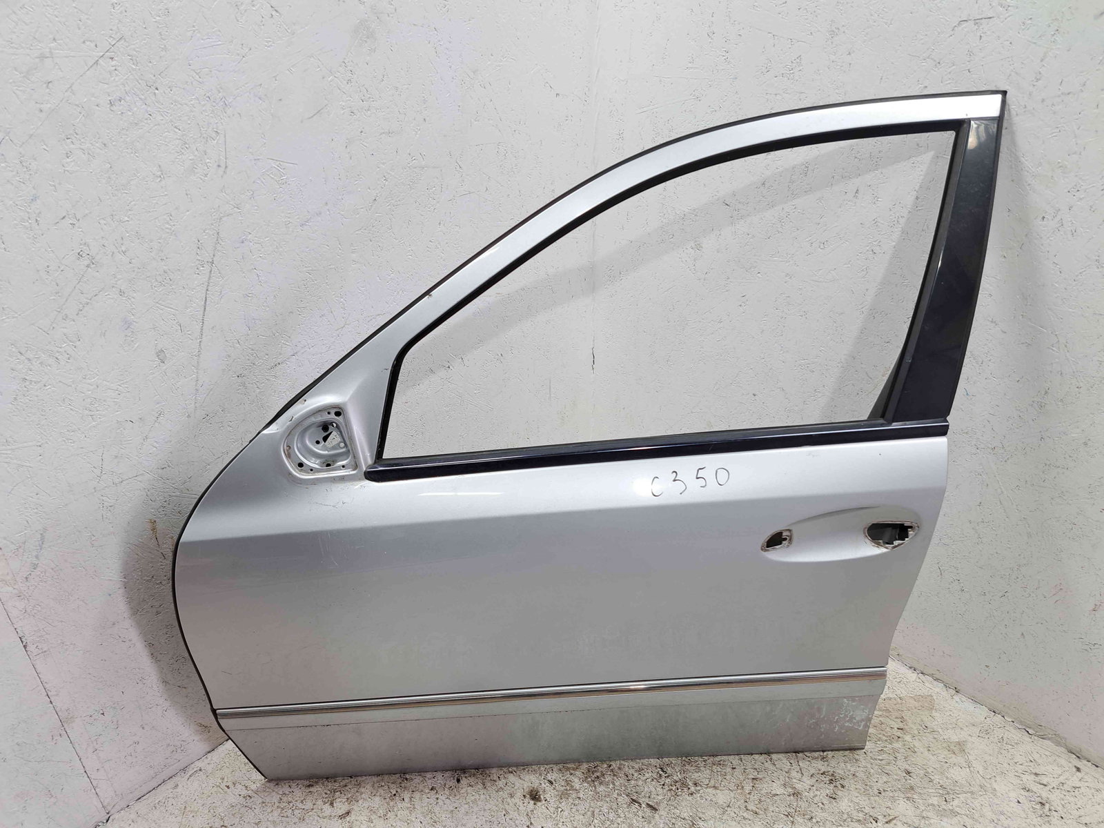 Usa stanga fata Mercedes Clasa E T-Model (S211) [Fabr 2003-2009] Facelift 775 Iridium Silver - imagine 1