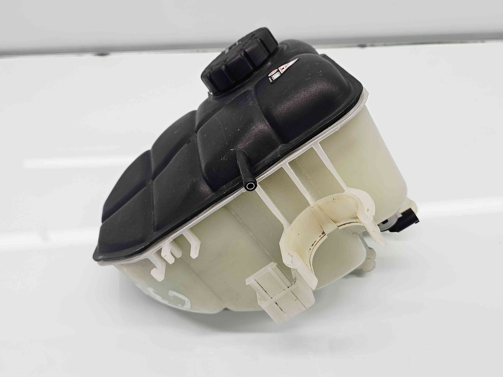 Vas expansiune Mercedes Clasa CLK (C209) [Fabr 2002-2009] 2035000049 - imagine 1