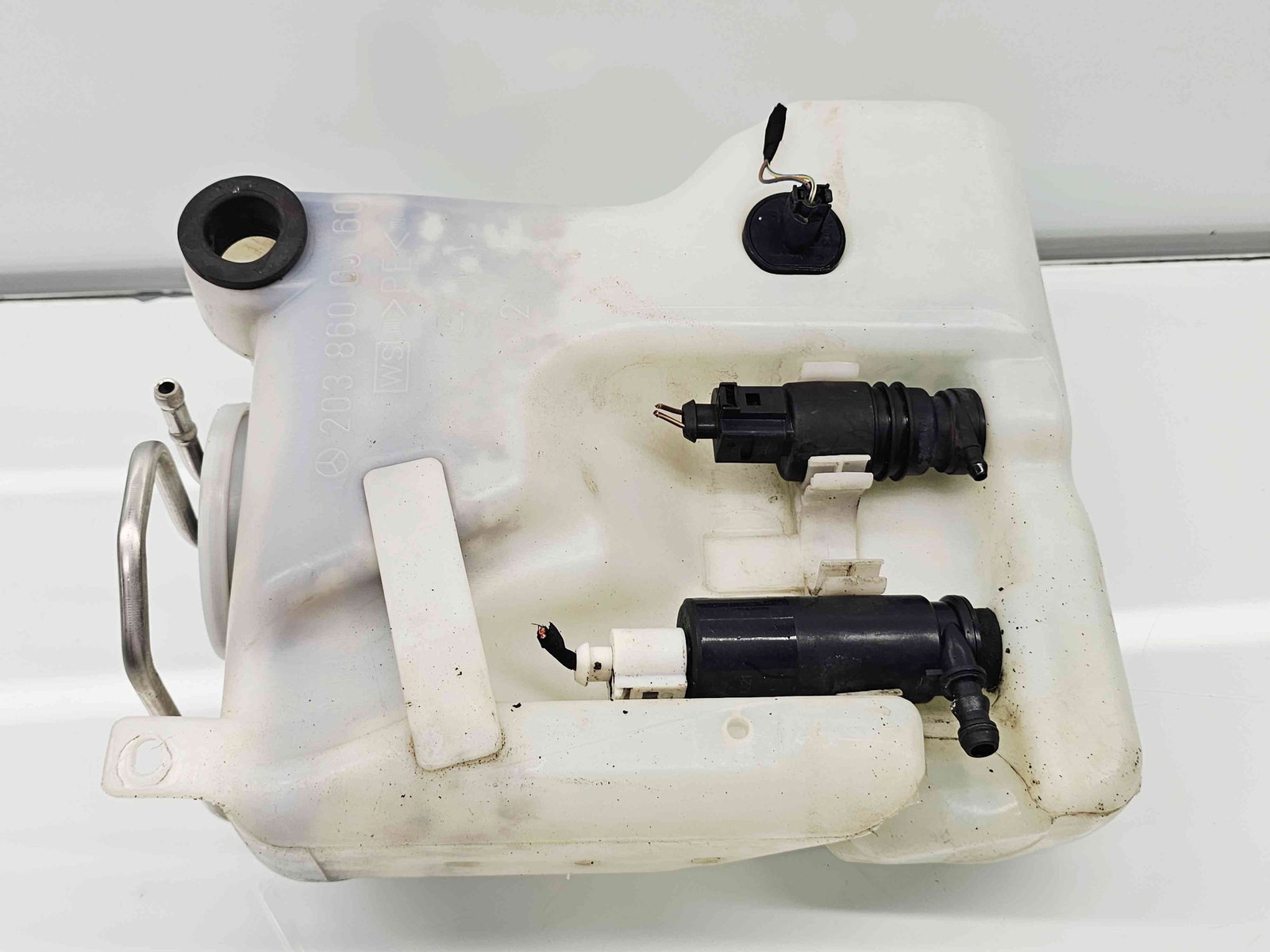 Vas lichid parbriz Mercedes Clasa CLK (C209) [Fabr 2002-2009] 203 860 03 60 - imagine 1