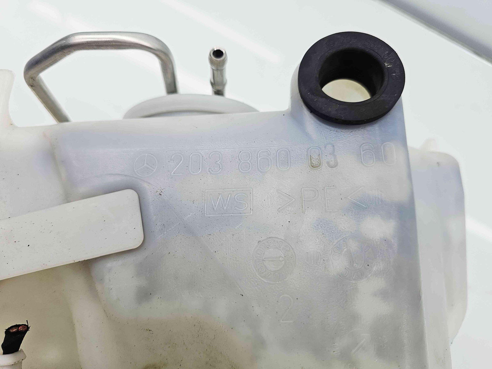 Vas lichid parbriz Mercedes Clasa CLK (C209) [Fabr 2002-2009] 203 860 03 60 - imagine 3