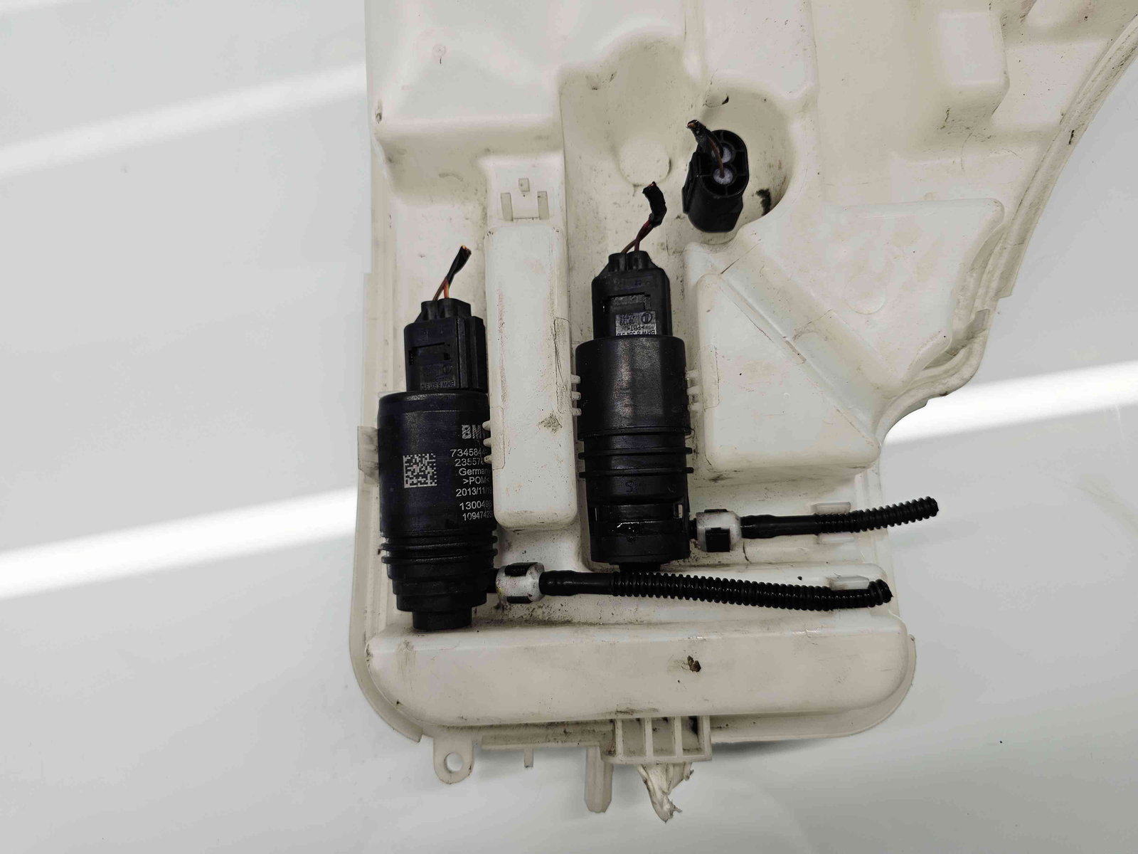 Vas lichid parbriz Bmw 1 (F20) [Fabr 2011-2017] 7241673-11 - imagine 4