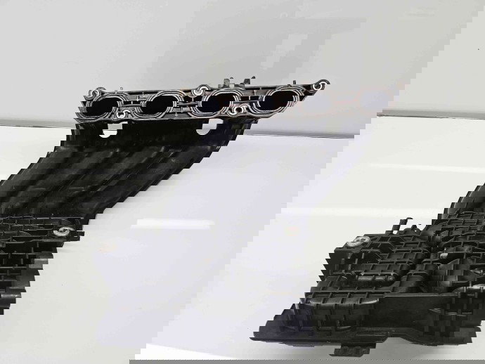 Galerie admisie Nissan Juke [Fabr 2010-2014] Hatchback OEM 1.6 Benz HR16DE 86KW / 117CP