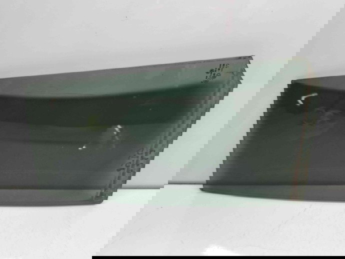 Geam fix usa stanga spate Volkswagen Touran II (1T3) [Fabr 2010-2015] OEM