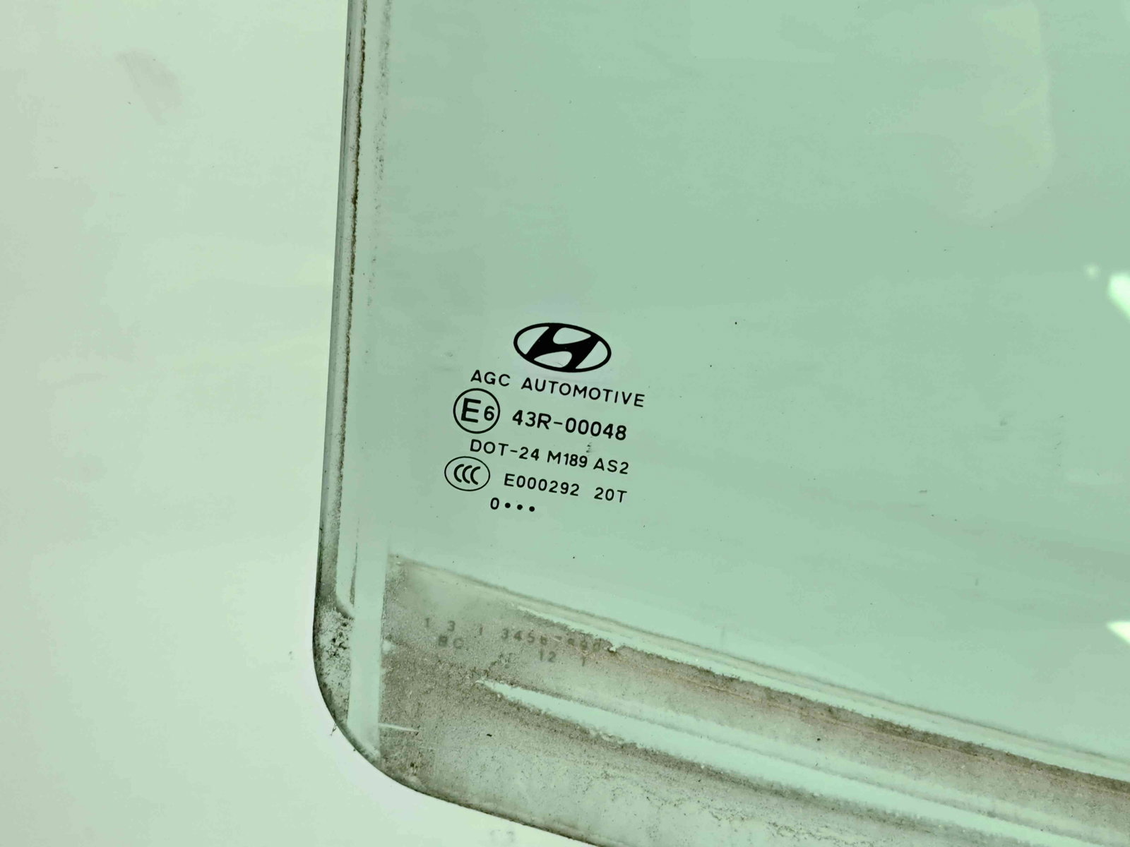 Geam usa dreapta spate Hyundai ix35 (LM) [Fabr 2010-2017] OEM - imagine 2