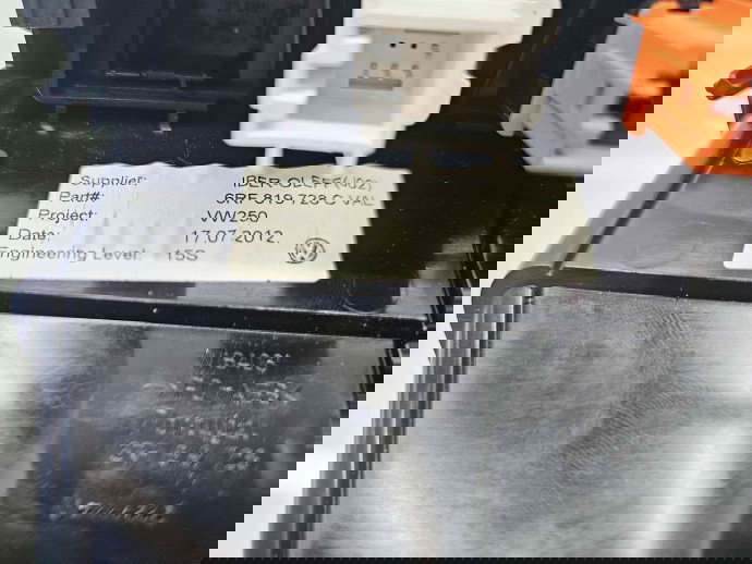  Grila aerisire centrala Volkswagen Polo (6R) [Fabr 2009-2016] 6RF819728C