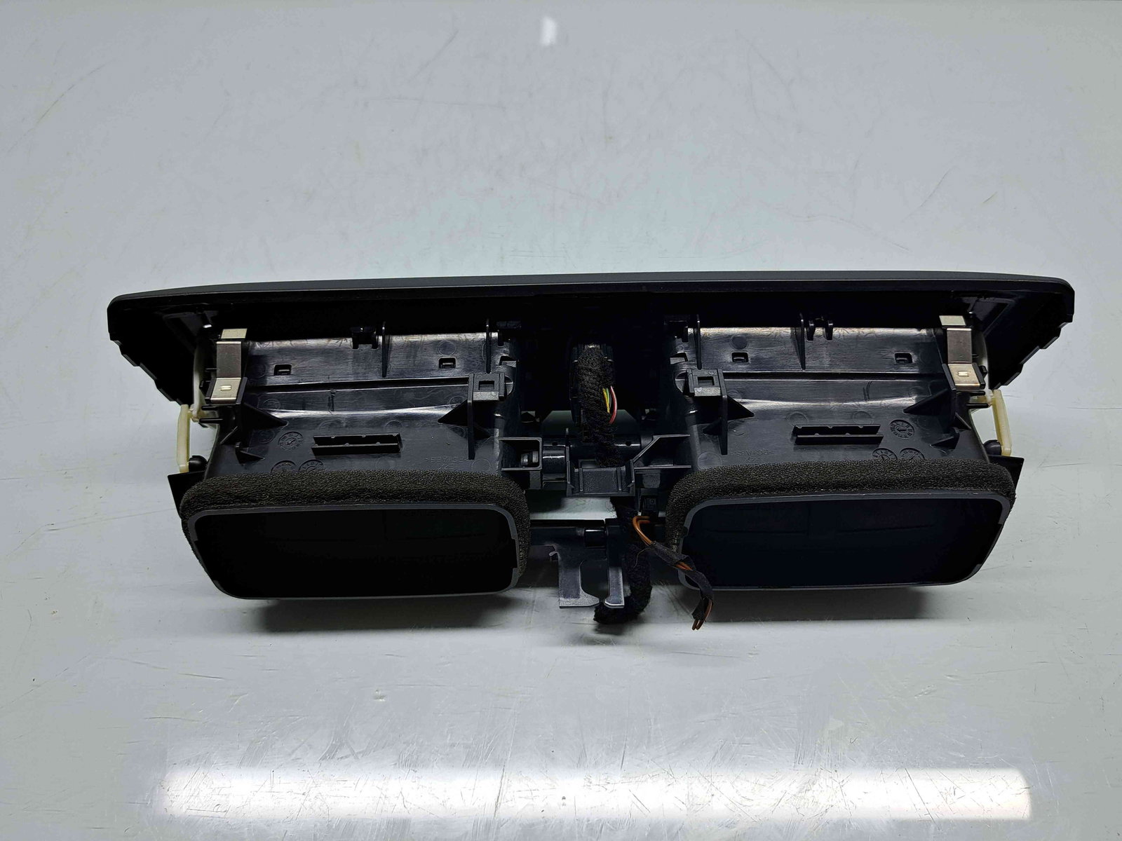 Grila aerisire centrala Bmw 1 (F20) [Fabr 2011-2017] 9205357-12 - imagine 2