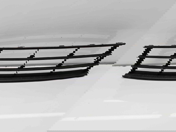 Grila bara fata Skoda Octavia 2 Combi (1Z5) [Fabr 2004-2013] Facelift 1Z0853677C