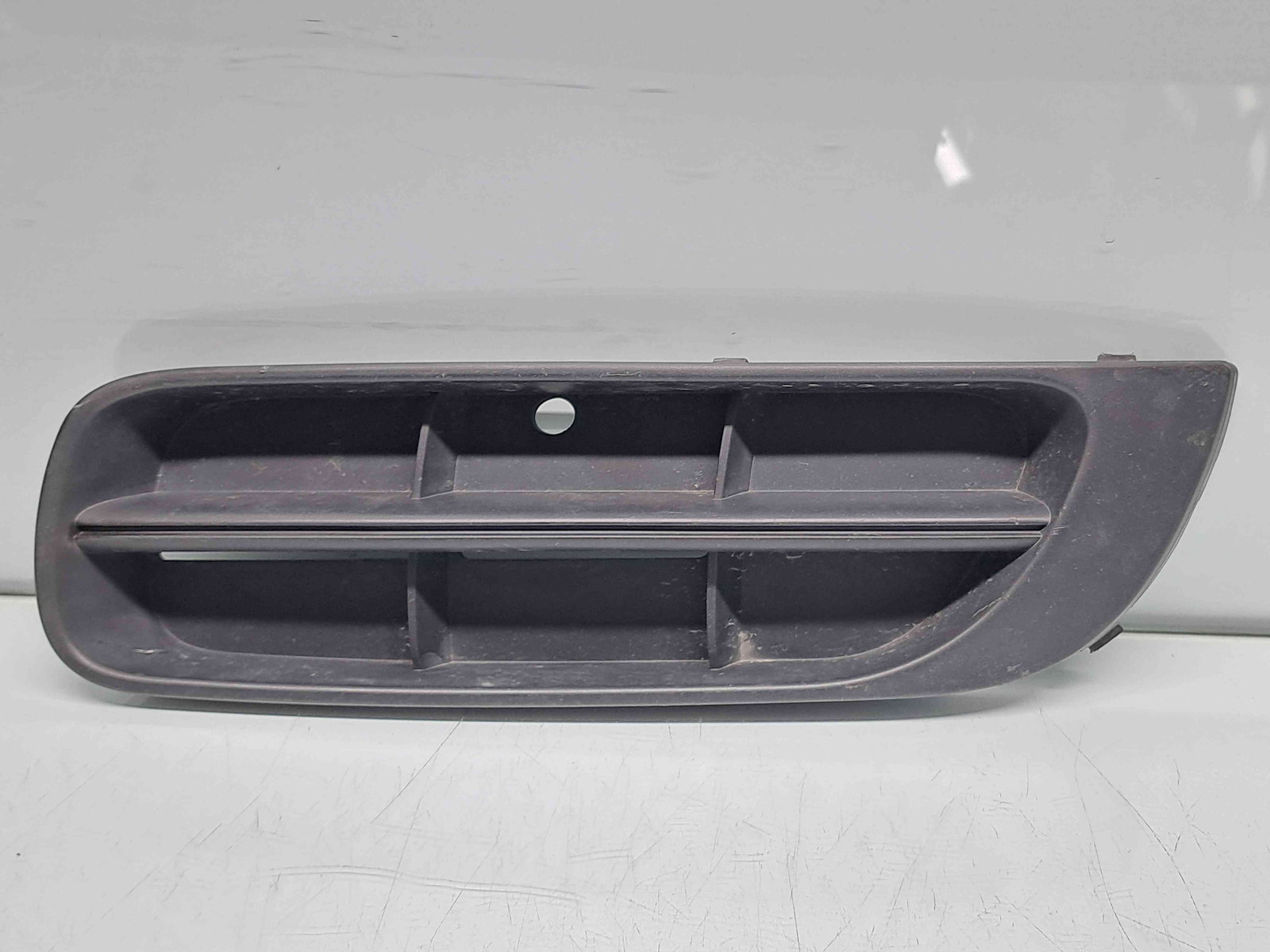 Grila proiector stanga Skoda Fabia 2 (5J, 542) [Fabr 2007-2014] 5J0807367 - imagine 1