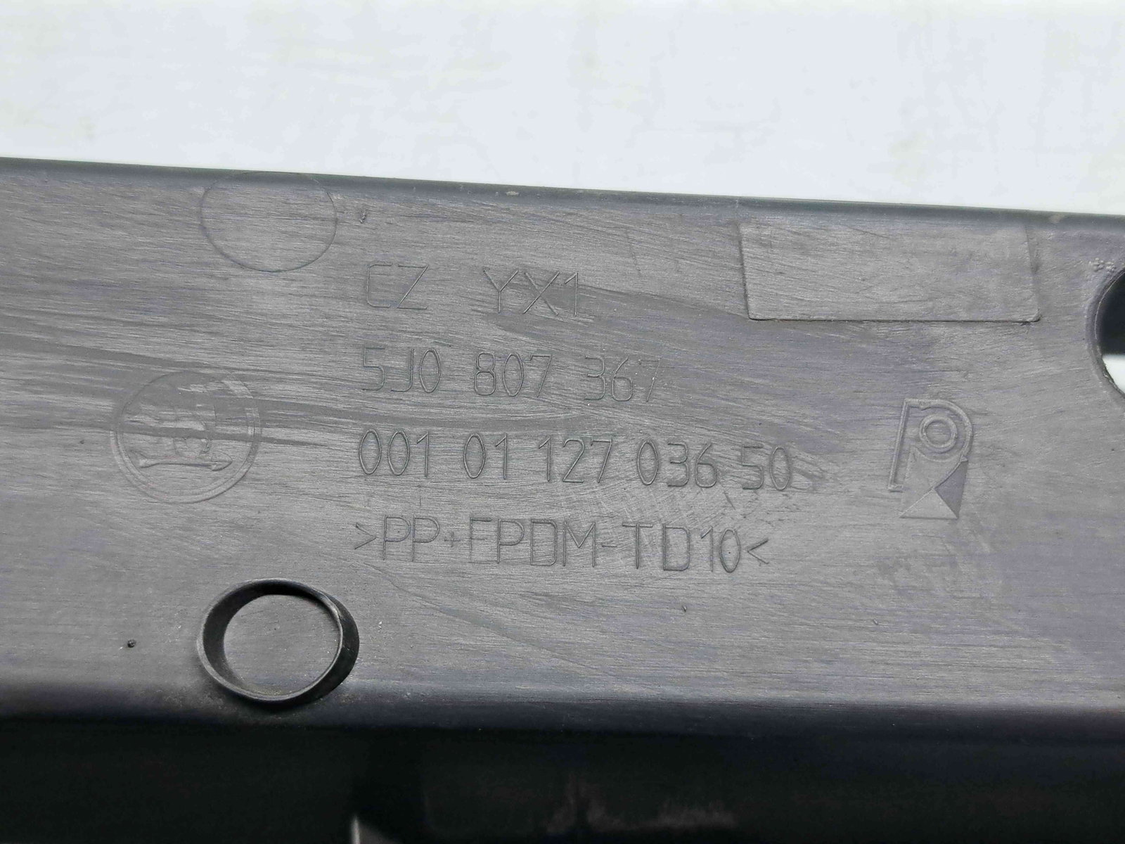 Grila proiector stanga Skoda Fabia 2 (5J, 542) [Fabr 2007-2014] 5J0807367 - imagine 3