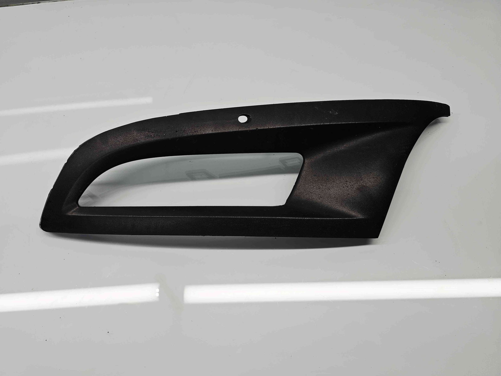 Grila proiector stanga Volkswagen Polo (6R) [Fabr 2009-2016] 6R0853665D
