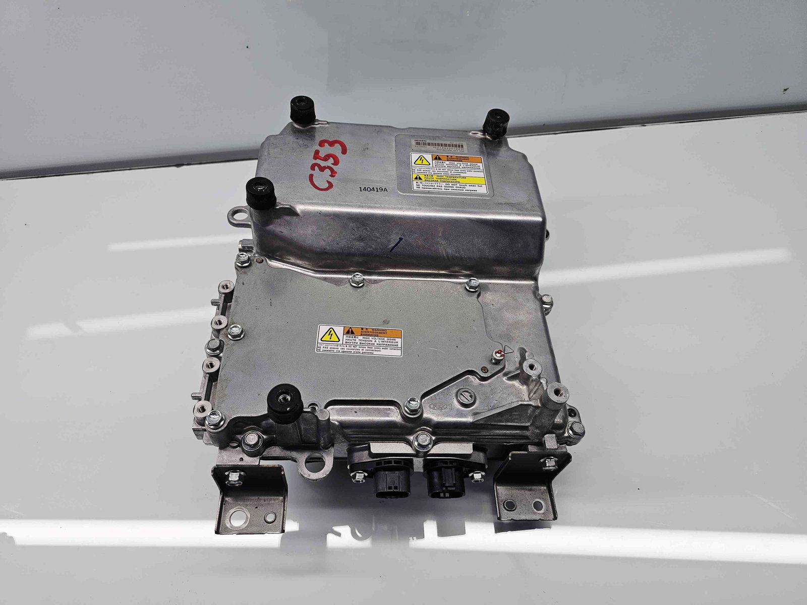 Invertor convertizor tensiune MITSUBISHI Outlander III [Fabr 2012-2014] 9410A081 2.0 Hibrid 4B11 149KW / 203CP - imagine 1