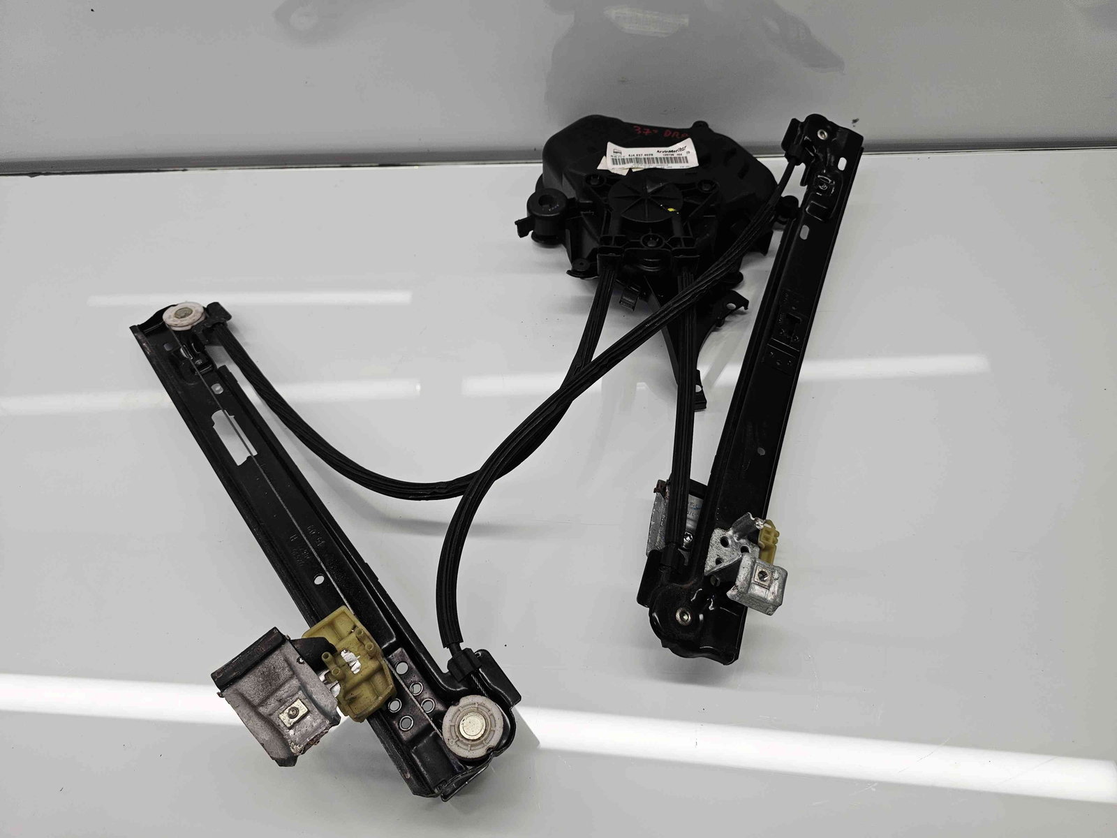 Macara electrica geam dreapta fata Seat Ibiza 5 (6J5) [Fabr 2008-2017] 6J4837402B - imagine 1