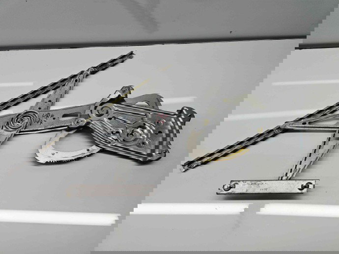 Macara electrica geam dreapta fata Renault Scenic 3 [Fabr 2009-2015] 807200007R