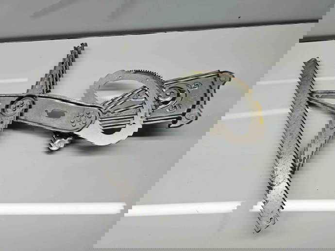 Macara electrica geam dreapta fata Renault Scenic 3 [Fabr 2009-2015] 807200007R