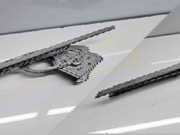 Macara electrica geam dreapta fata Renault Megane 3 (B95) [Fabr 2008-2016] 827200001R