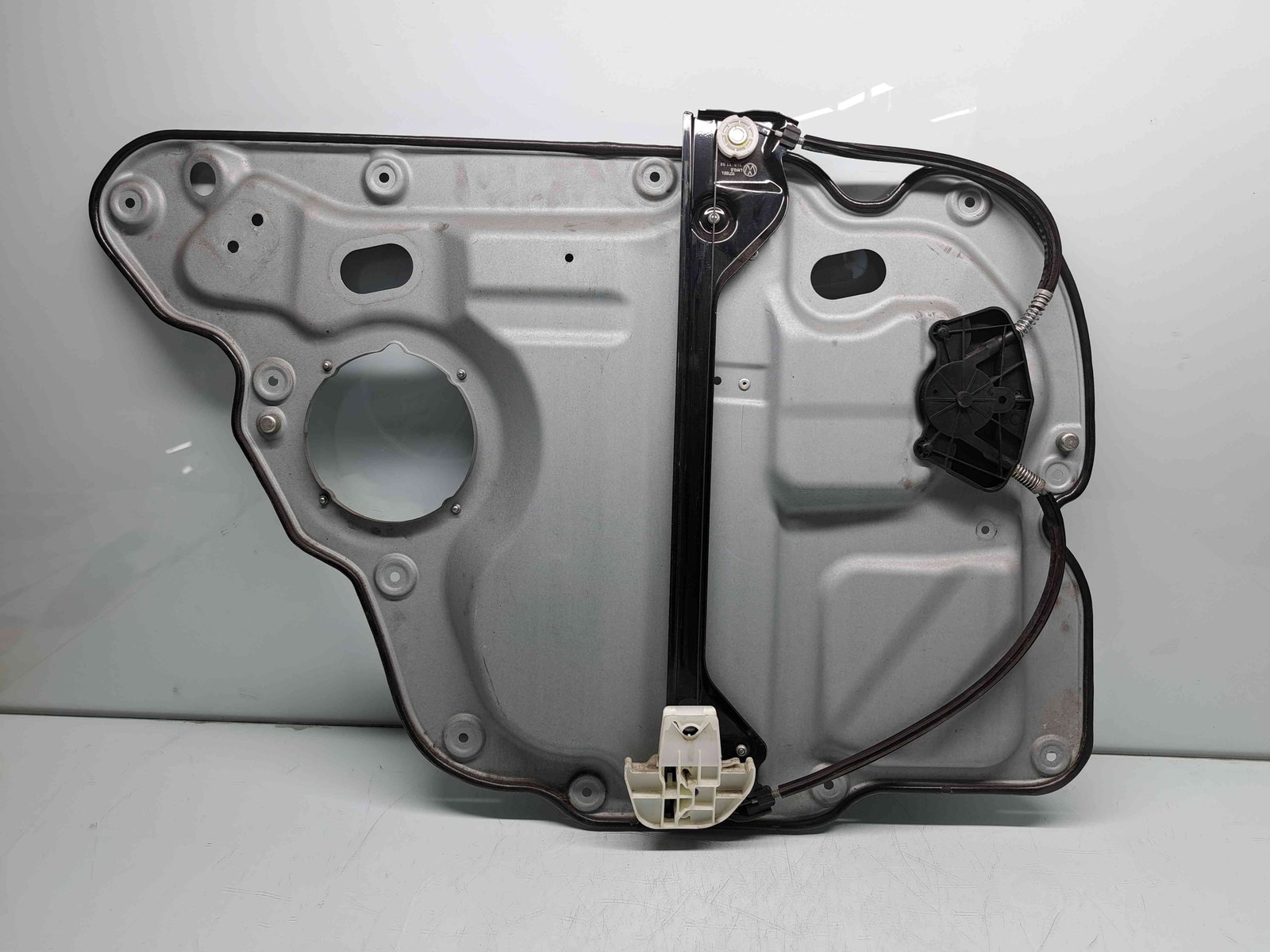 Macara electrica geam dreapta spate Volkswagen Touran II (1T3) [Fabr 2010-2015] 1T0839730Q - imagine 4