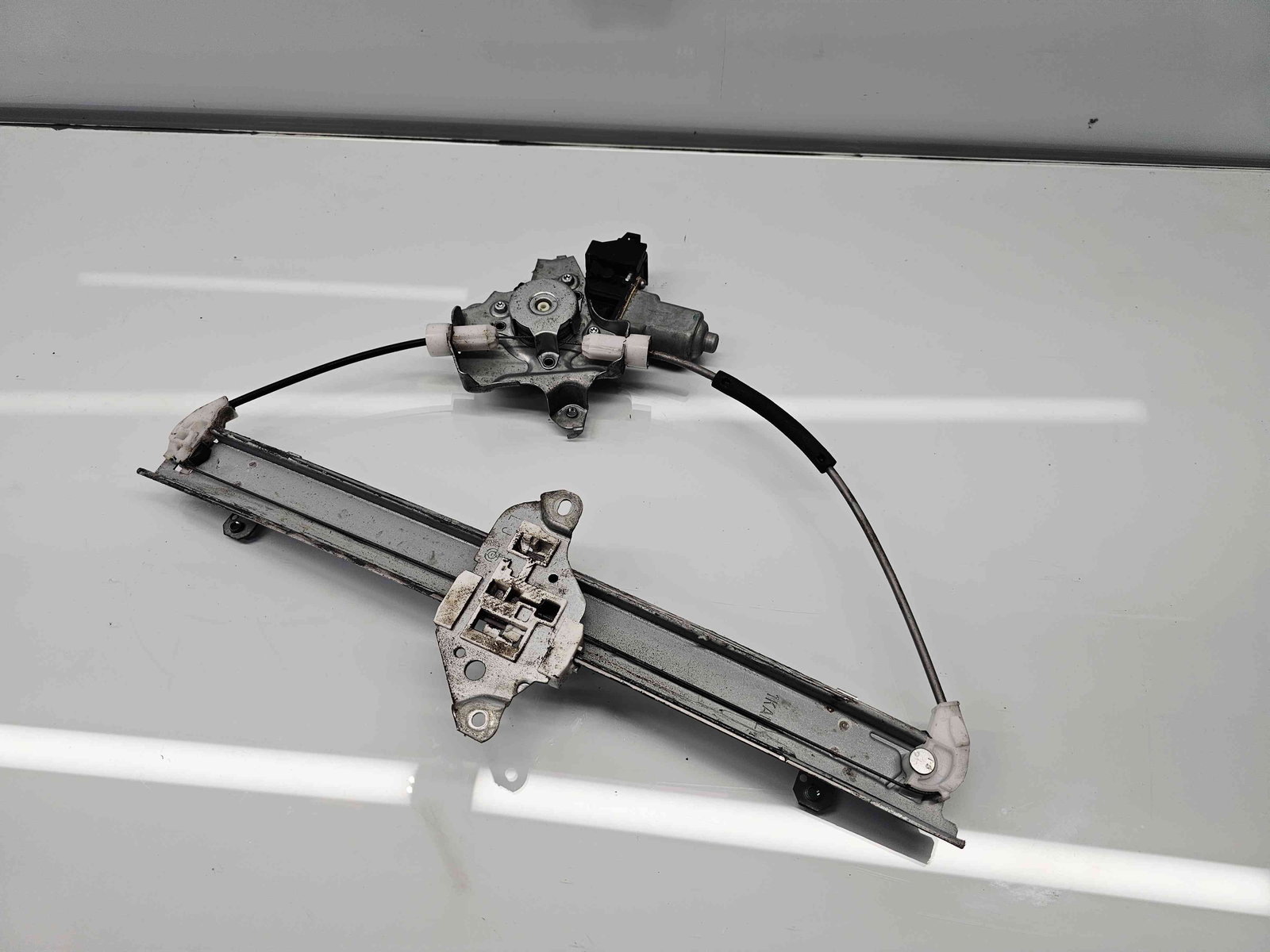 Macara electrica geam stanga fata Nissan Juke [Fabr 2010-2014] Hatchback 80731JX00C - imagine 1