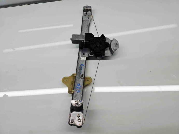 Macara electrica geam stanga fata Renault Clio 4 (B98) Hatchback [Fabr 2012-2020] OEM