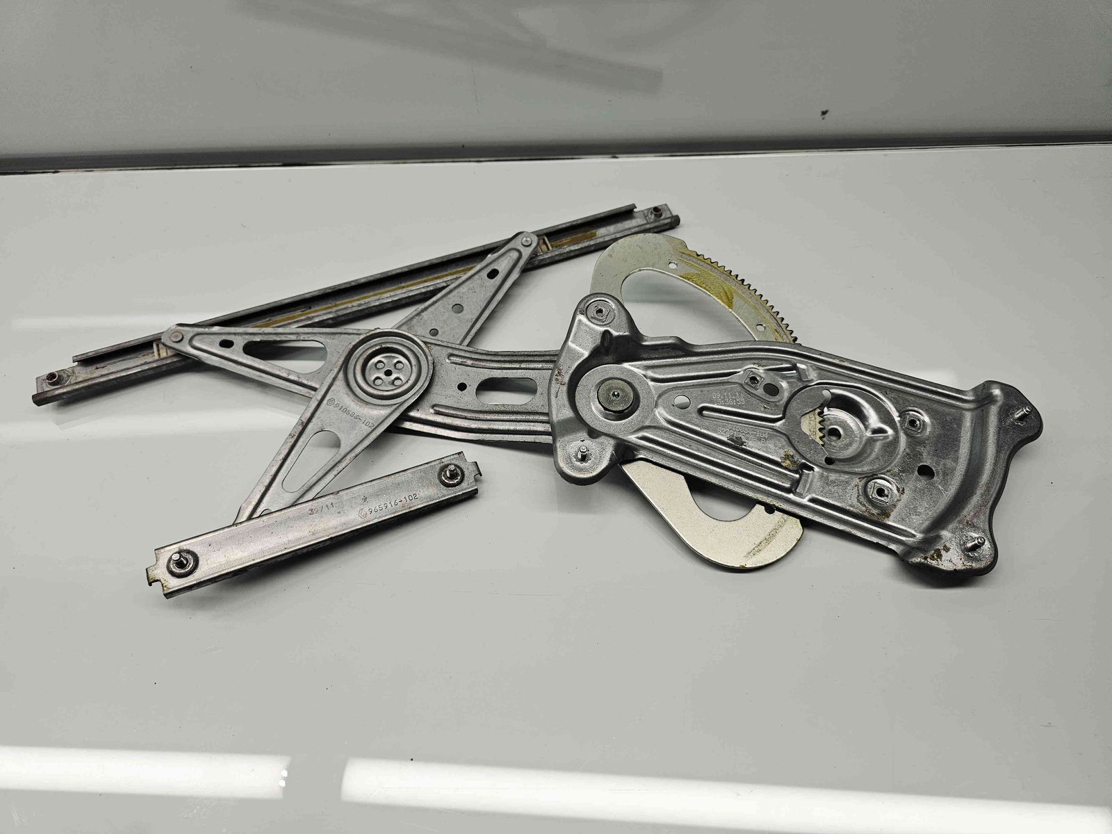 Macara electrica geam stanga spate Renault Scenic 3 [Fabr 2009-2015] 827210006R - imagine 1