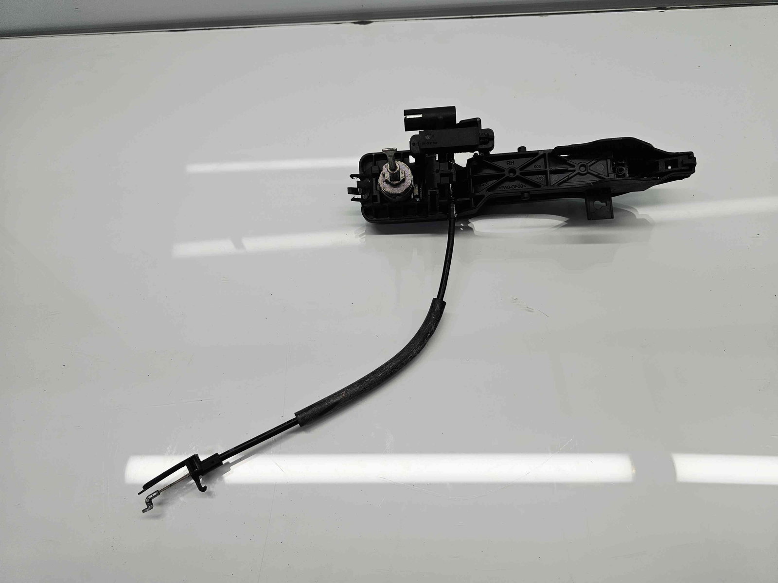 Maner usa dreapta fata Hyundai ix35 (LM) [Fabr 2010-2017] 1K BLACK PEARL - imagine 3