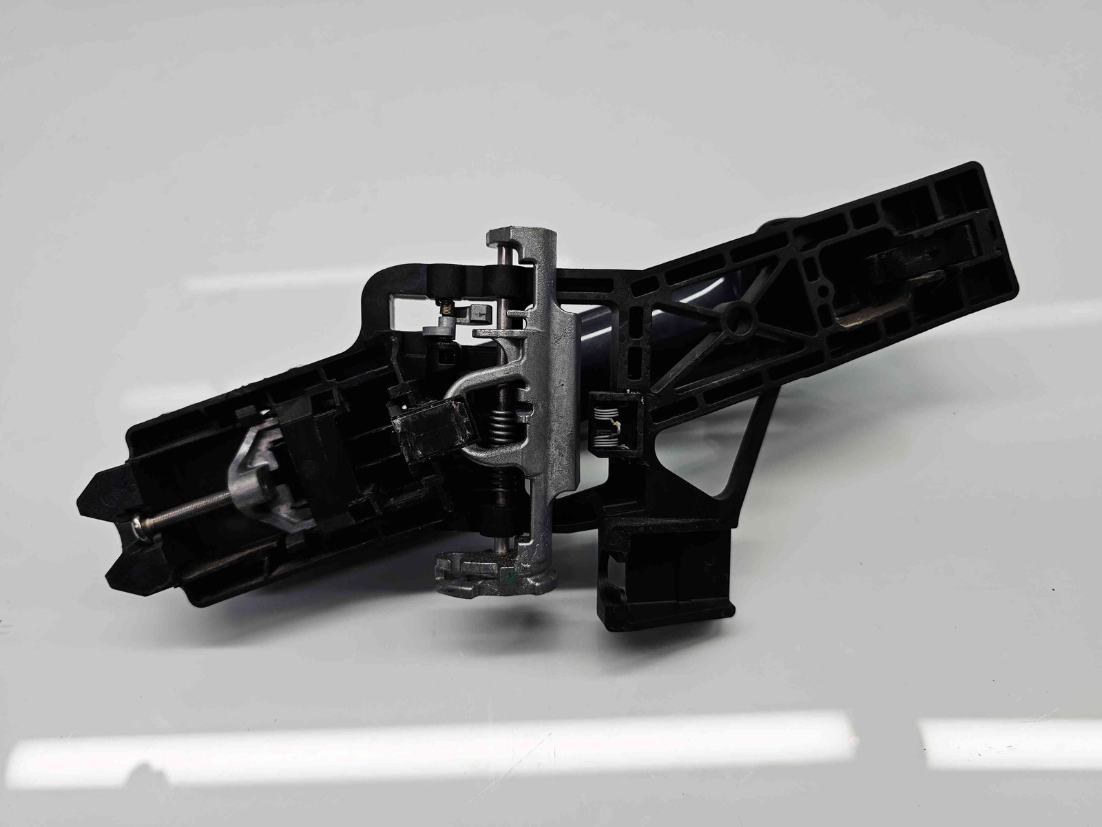 Maner usa dreapta spate Ford B-Max [Fabr 2012-prezent] Midnight Sky - imagine 4