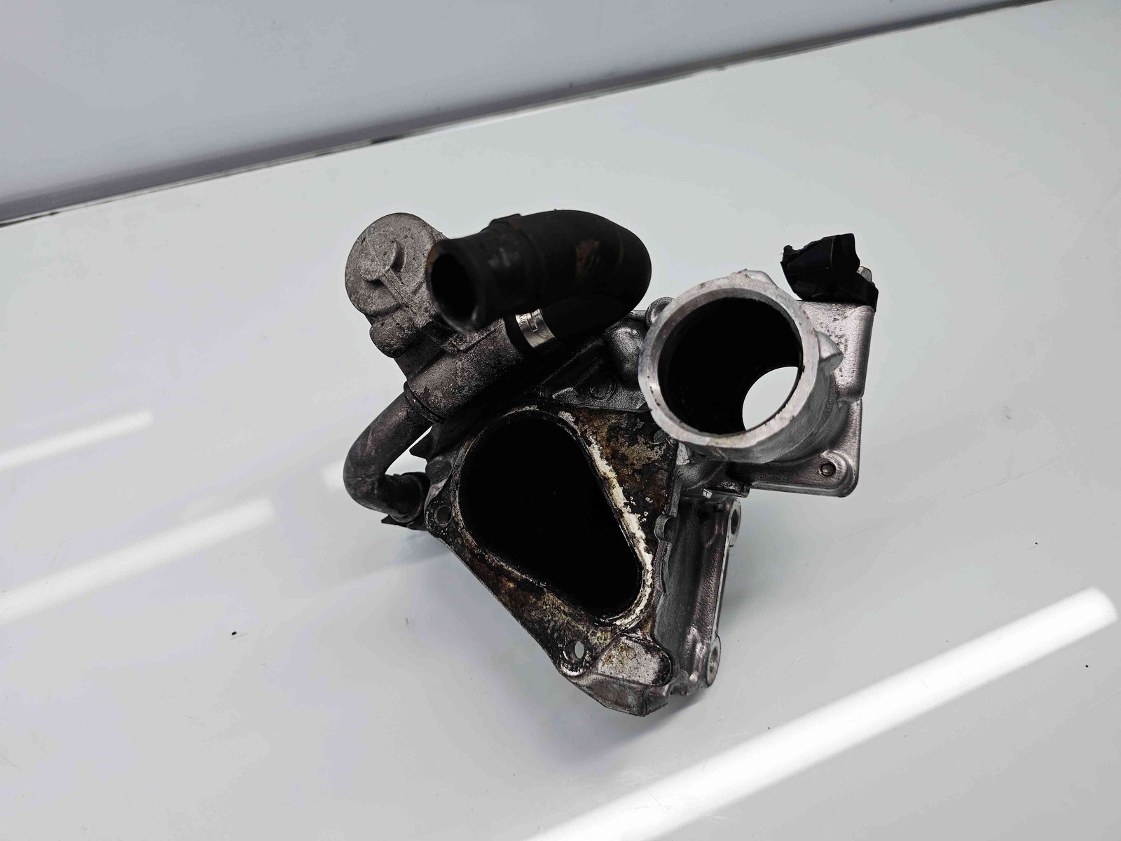 Supapa EGR Renault Scenic 3 [Fabr 2009-2015] 8200846454E 1.5 DCI K9K836 81KW / 110CP - imagine 5