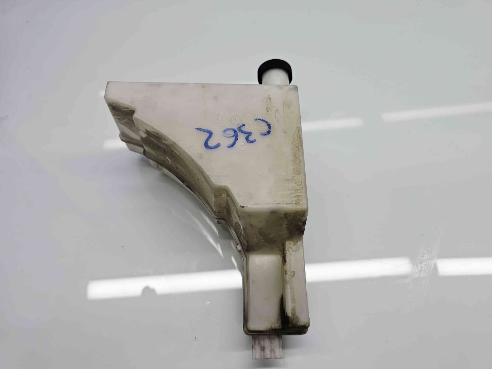 Vas expansiune Nissan Juke [Fabr 2010-2014] Hatchback OEM - imagine 1