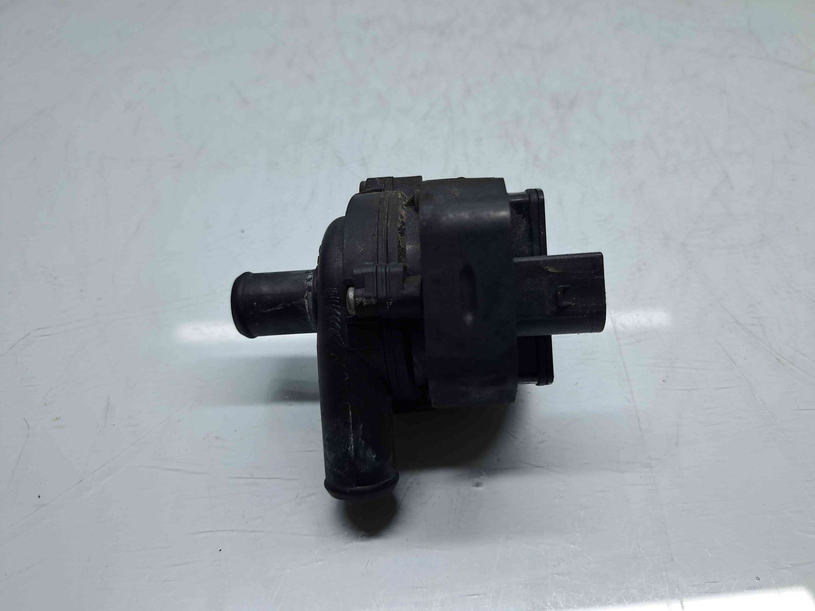 Pompa recirculare apa Mercedes Clasa C (W204) [Fabr 2007-2014] A2118350028 2.2 CDI 646821 125KW / 170CP - imagine 1