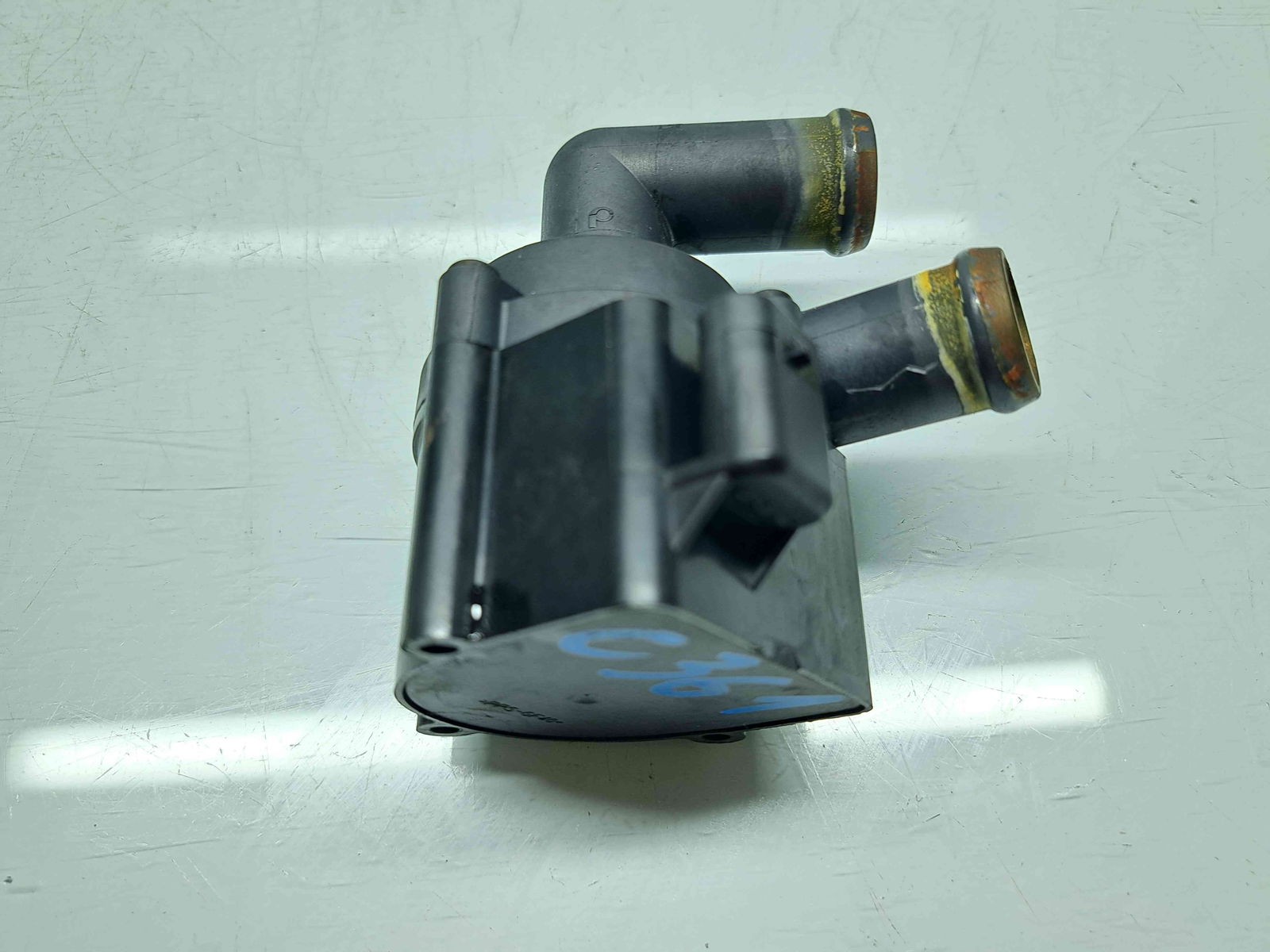 Pompa recirculare apa Seat Altea XL (5P5, 5P8) [Fabr 2006-2015] 5N0965561 1.6 TDI CAYB 66KW / 90CP - imagine 3