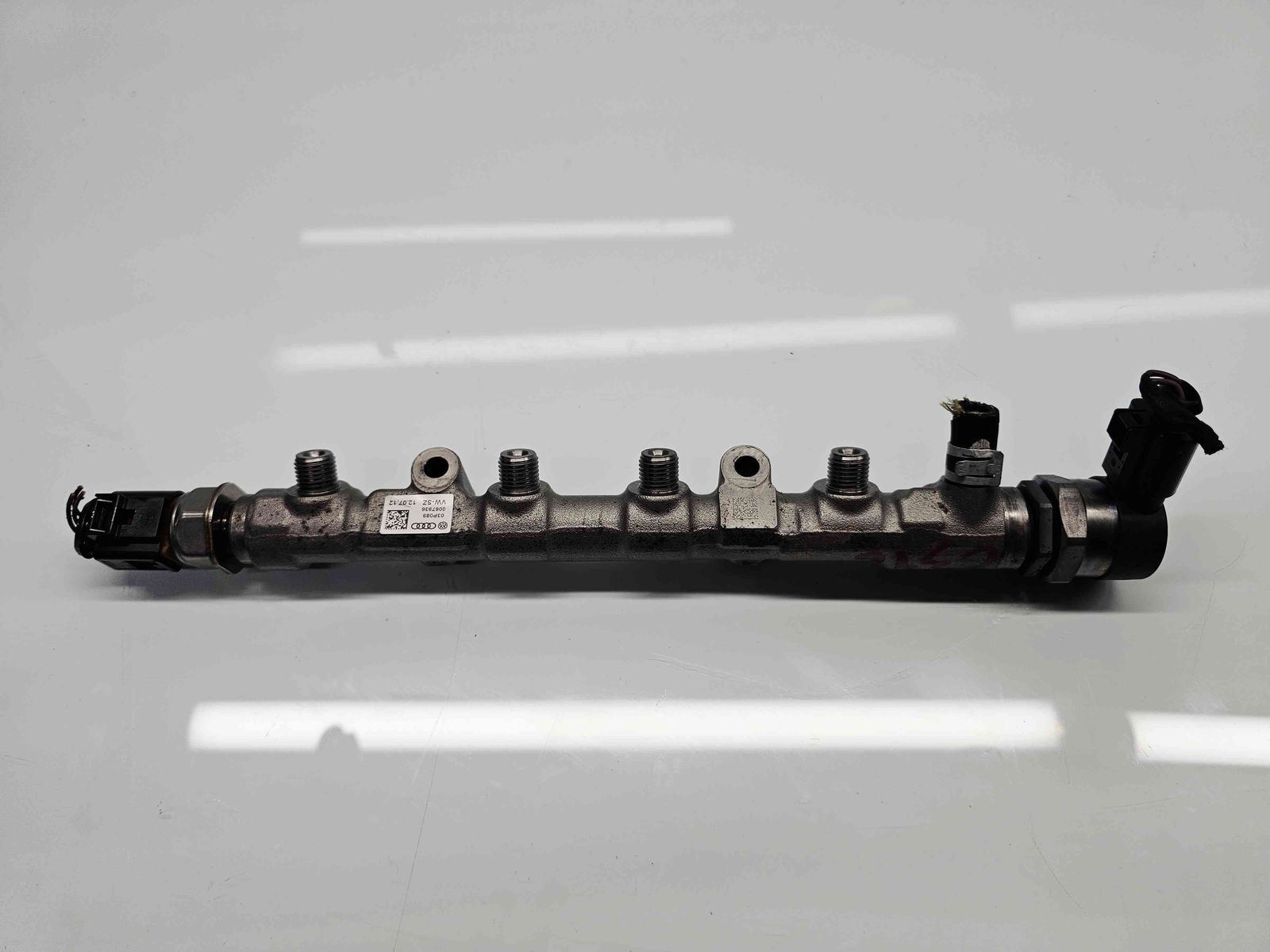 Rampa injectoare Skoda Roomster (5J) [Fabr 2006-2015] 03P089 1.2 TDI CFWA 55KW / 75CP - imagine 1