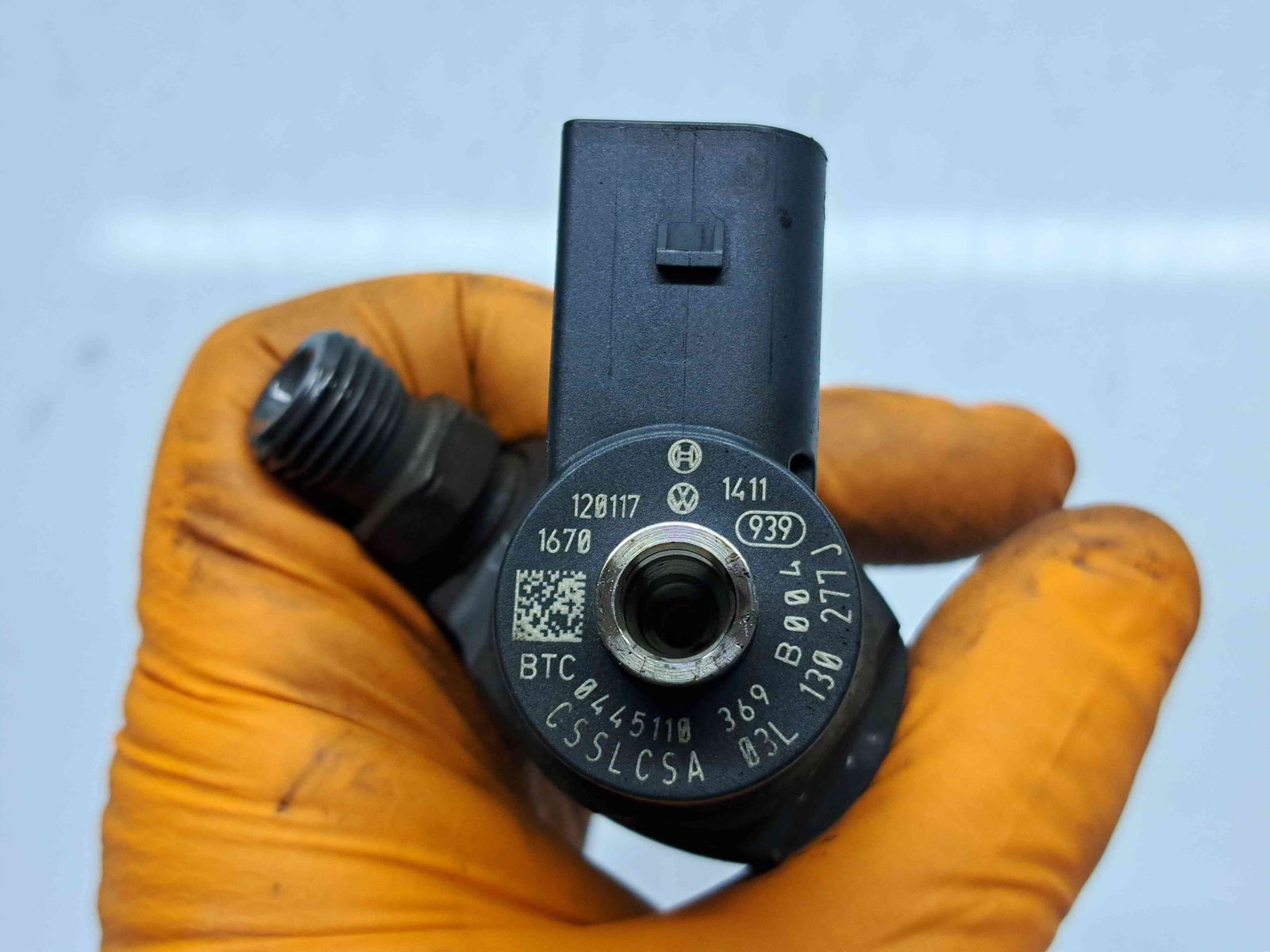 Injector AUDI A4 (8K2, B8) [Fabr 2008-2015] 03L130277J 2.0 TDI CFHC 103KW / 140CP - imagine 2