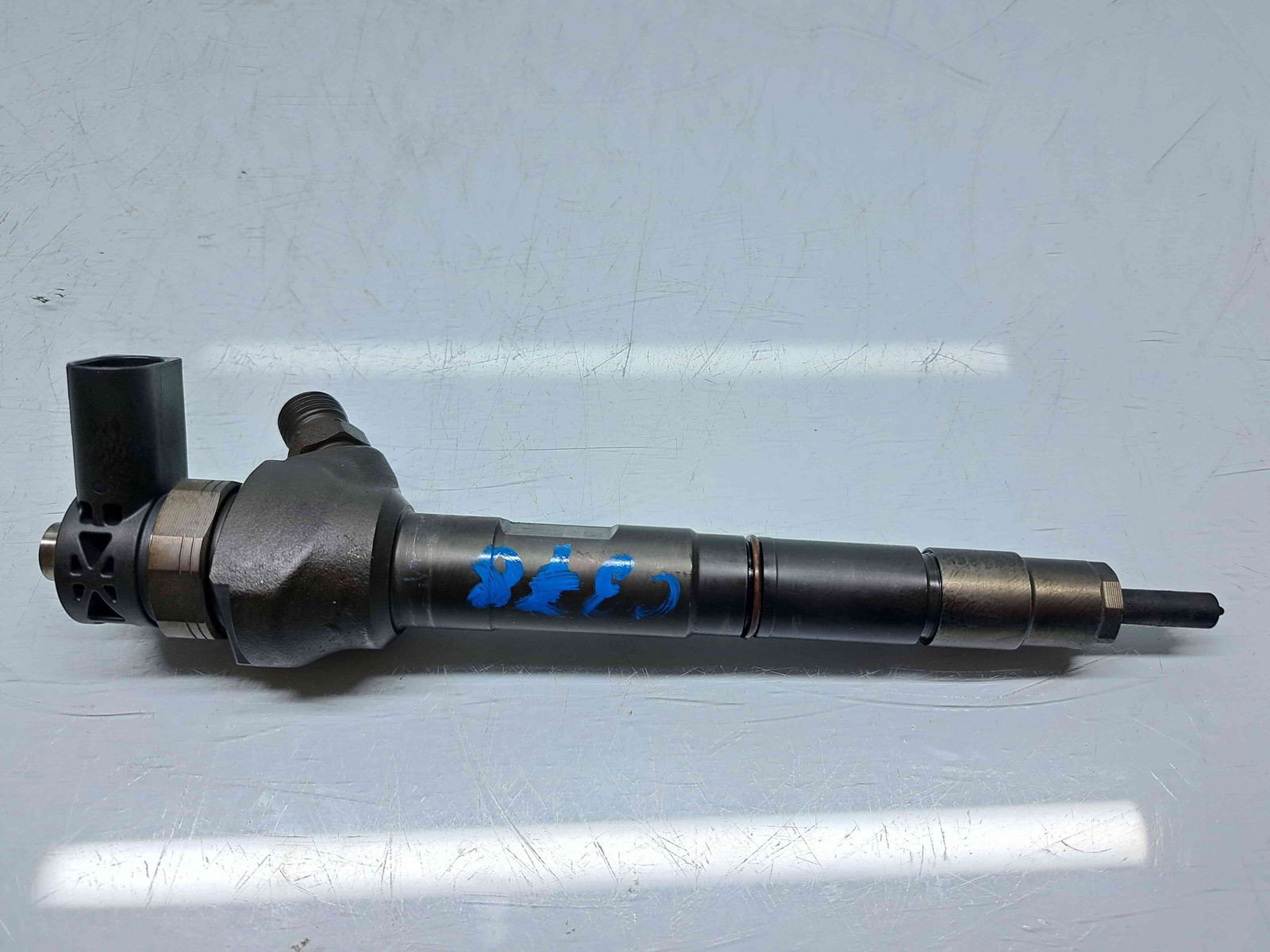 Injector Volkswagen Golf 6 (5K1) [Fabr 2009-2013] 03L130277J 2.0 TDI CFHC 103KW / 140CP - imagine 3