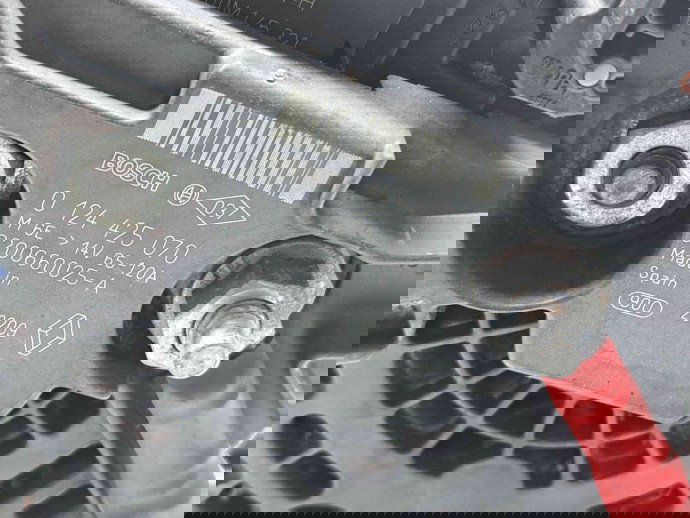 Alternator Renault Megane 3 (B95) [Fabr 2008-2016] 8200660025-A / 0124425070 1.6 B K4M848 74KW / 101CP